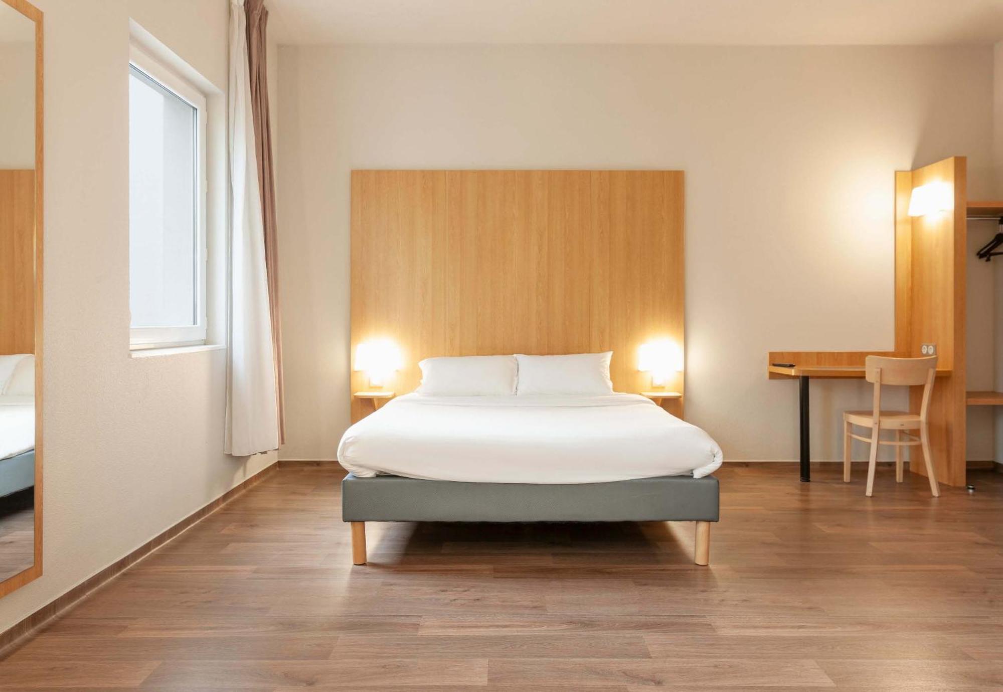 B&B Hotel Mont-De-Marsan Saint-Avit  외부 사진