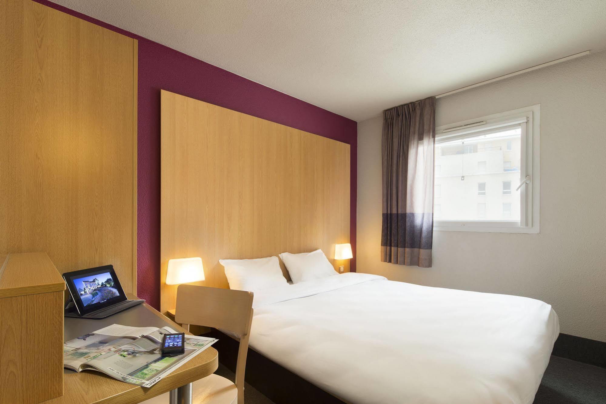 B&B Hotel Mont-De-Marsan Saint-Avit  외부 사진